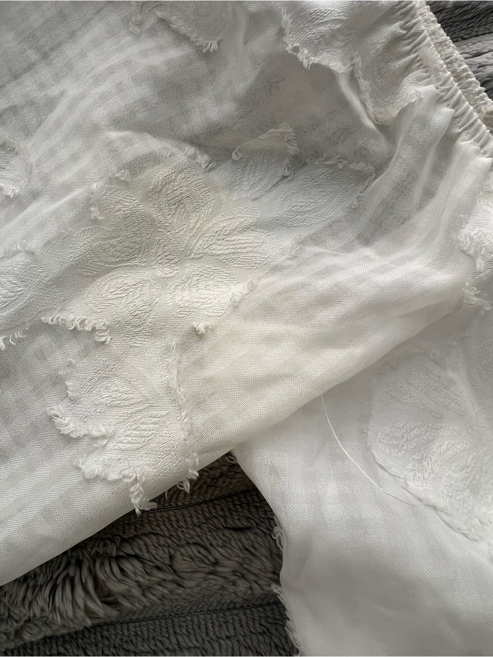 Elegant White Mini Dress - Picture 5 of 6